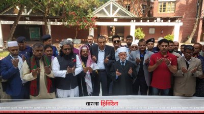বঙ্গবন্ধুর সমাধিতে আল আকসা মসজিদের প্রধান খতিব