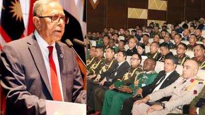 এনডিসি গ্রাজুয়েটদের কোর্স সমাপনী অনুষ্ঠানে রাষ্ট্রপতি মো. আবদুল হামিদ (ছবি-বাসস)