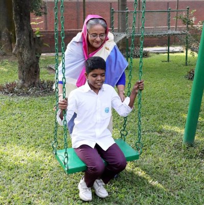 প্রধানমন্ত্রীর সহকারী প্রেস সচিব আশরাফ সিদ্দিক বিটুর ফেসবুক ওয়াল থেকে নেওয়া ছবি