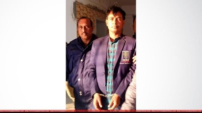 গ্রেফতার হওয়া বাংলা ট্রিবিউন ও ঢাকা ট্রিবিউনের সাংবাদিক হেদায়েৎ হোসেন মোল্যা