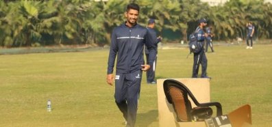 খুলনা অধিনায়ক মাহমুদউল্লাহ।