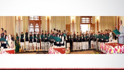 নতুন মন্ত্রীসভার সদস্যরা