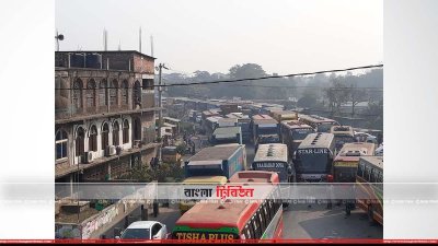 কুমিল্লায় দীর্ঘ যানজট