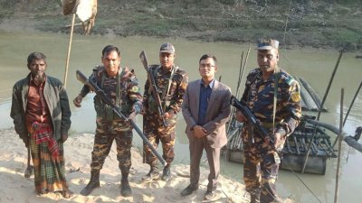 শেরপুরে লাল বালু তোলার আরও দুইটি ড্রেজার মেশিন ধ্বংস