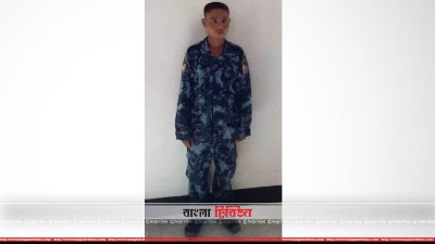 বিজিবির হাতে আটক মিয়ানমার সেনাবাহিনীর সদস্য অংবোথিন