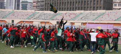 সেরা হওয়ার আনন্দে সেনাবাহিনীর উৎসব
