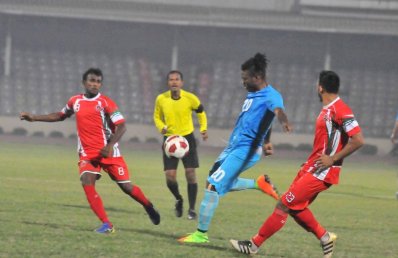 আবাহনী-মুক্তিযোদ্ধা ম্যাচের একটি মুহূর্ত