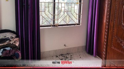 আওয়ামী লীগ নেতা হাসান ইমাম লালের বাড়িতে ইট-পাটকেল ছোড়া হয়
