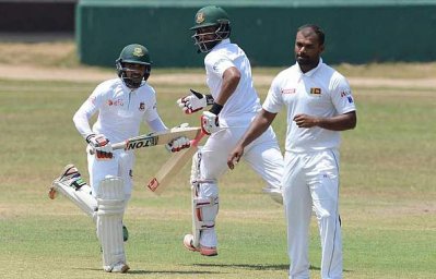 চামিকা করুনারত্নে।