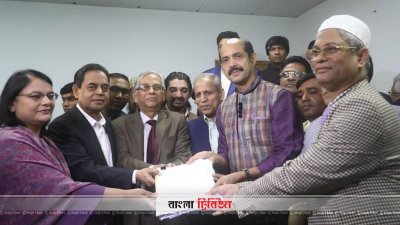 ডিএনসিসি’র উপনির্বাচনে মনোনয়নপত্র জমা দিলেন আ. লীগ প্রার্থী আতিকুল