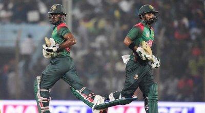ইমরুল কায়েস ও লিটন দাস