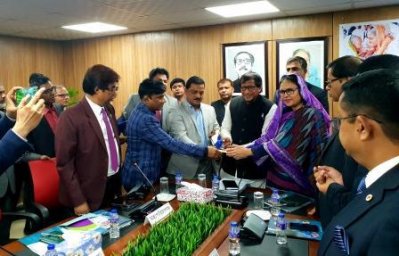 দুর্নীতিবাজ কর্মকর্তাদের ধরে ধরে বিচার করা হবে: সমাজকল্যাণমন্ত্রী