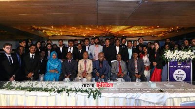 নবীন আইনজীবীদের সঙ্গে অতিথিরা