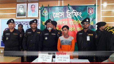এসএসসি পরিক্ষার ভুয়া প্রশ্নপত্র ফাঁস চক্রের সদস্য আটক