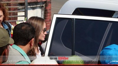 কক্সবাজারে অ্যাঞ্জেলিনা জোলি