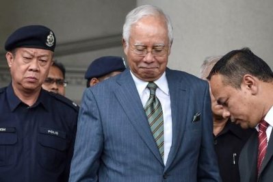 মঙ্গলবার বিচারের মুখোমুখি হচ্ছেন নাজিব রাজাক