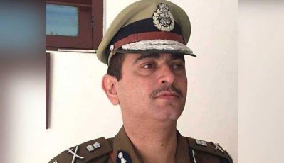 কাশ্মিরিদের পরিপূর্ণ নিরাপত্তার নিশ্চয়তা দিলো কলকাতা