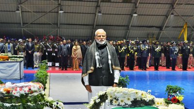 লোকসভা নির্বাচন: কাশ্মির হামলা এগিয়ে দেবে মোদিকে