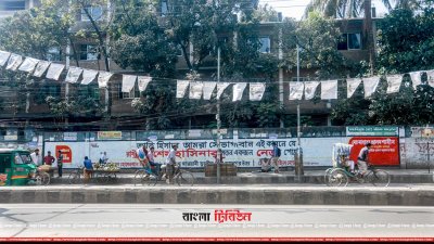 মেয়র প্রার্থীদের পোস্টার