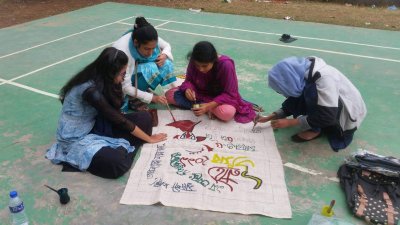 কুবিতে প্রস্তুত হচ্ছে নাট্যোৎসবের মঞ্চ
