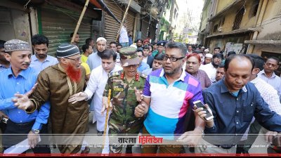 মালিকদের বাধায় কেমিক্যাল গুদাম উচ্ছেদ স্থগিত