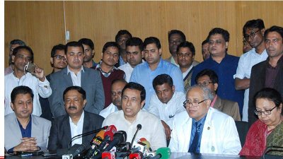সেতুমন্ত্রী ওবায়দুল কাদেরের শারীরিক অবস্থা নিয়ে বিএসএমএমইউয়ে কার্ডিওলজি বিভাগের প্রধান অধ্যাপক ডা. সৈয়দ আলী আহসানের সংবাদ সম্মেলন