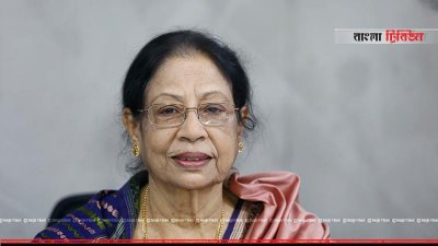 মুনিরা খান