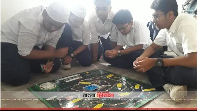 যৌন ও প্রজনন স্বাস্থ্যশিক্ষার উপকরণ বিশেষভাবে তৈরি লুডু  