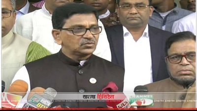 কুষ্টিয়ায় সাংবাদিকদের সঙ্গে কথা বলেন মাহবুব উল আলম হানিফ