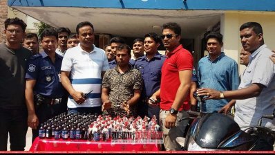 ফেনসিডিলসহ আটক মাদক ব্যবসায়ী
