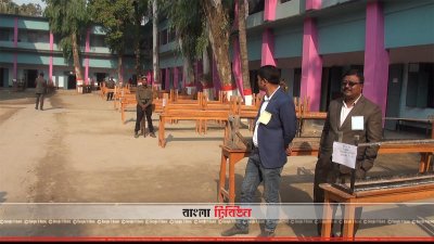 পঞ্চগড়ের একটি ভোট কেন্দ্র