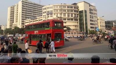 শিক্ষার্থীরা সরে যাওয়ার পর শাহবাগে যান চলাচল স্বাভাবিক