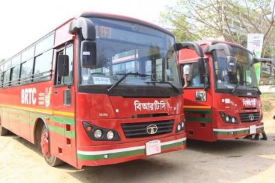 কুবির শিক্ষার্থীদের জন্য নতুন দুই বাস