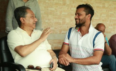 বিশ্বকাপের দল নিয়েই কি আলোচনা চলছিল নাজমুল-মাশরাফির?