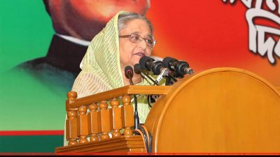 স্বাধীনতা দিবসের আলোচনায় প্রধানমন্ত্রী শেখ হাসিনা (ছবি-ফোকাস বাংলা) 