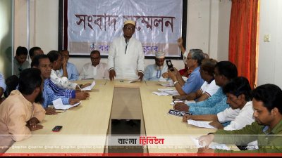 আমতলীতে নৌকার প্রার্থীর সংবাদ সম্মেলন