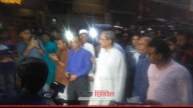 বনানীতে এফ আর টাওয়ারে আগুনের ঘটনা পরিদর্শনে মির্জা ফখরুল ইসলাম আলমগীর