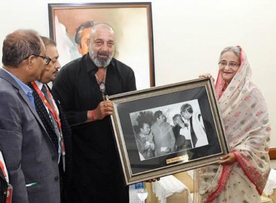 প্রধানমন্ত্রীর সঙ্গে সঞ্জয় দত্তের সৌজন্য সাক্ষাৎ
