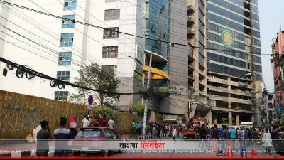 রাজধানীতে ৫৮ ঘণ্টায় ৬ অগ্নিকাণ্ড, সামাল দিতে হিমশিম