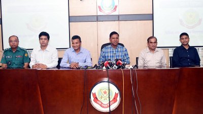 বনানীর অগ্নিকাণ্ডে জড়িত কাউকে ছাড় দেওয়া হবে না: ডিবি