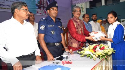 ২০২১ সালের মধ্যে ঘরে ঘরে ইন্টারনেট পৌঁছে দেওয়া হবে: মোস্তাফা জব্বার