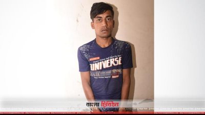 আটকের পর বাসের কন্ডাক্টর আরাফাত (ফাইল ছবি) 
