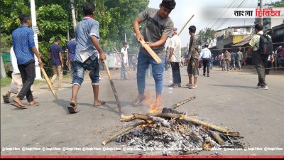 খুলনায় পাটকল শ্রমিকদের বিক্ষোভ