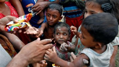রোহিঙ্গাদের চাপে খাদ্য নিরাপত্তাহীন দেশের তালিকায় বাংলাদেশ