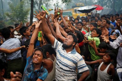রোহিঙ্গাদের চাপে খাদ্য নিরাপত্তাহীন দেশের তালিকায় বাংলাদেশ