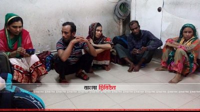 ভারত থেকে ফিরে আসা পাঁচ বাংলাদেশি