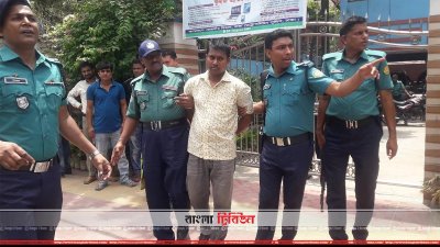 আটক কাভার্ড ভ্যানচালক