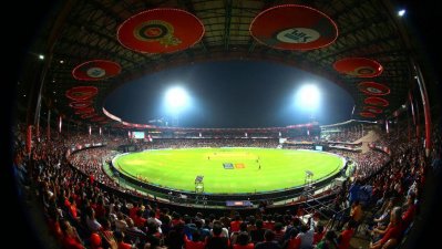 আইপিএলে প্লে-অফ ম্যাচের সময় পরিবর্তন