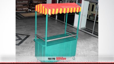 রাসিকের দেওয়া বিশেষ ভ্যান