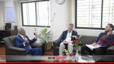 দুদক চেয়ারম্যানের সঙ্গে মতবিনিময়